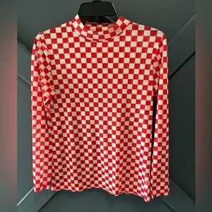 Sterling Kreek Long Sleeve Mesh Top  White And Red Checkered